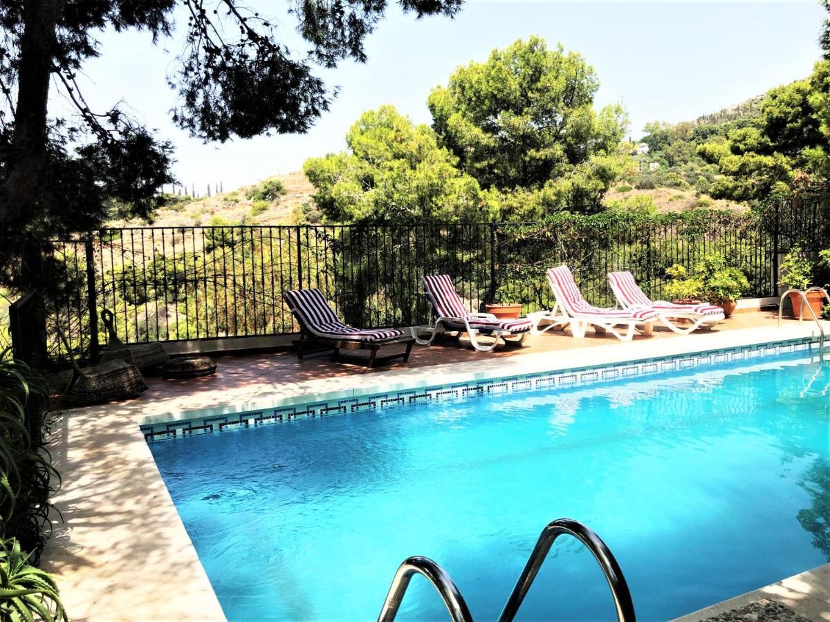 Rentcostadelsol Villa Pinares-Málaga Eksteriør bilde